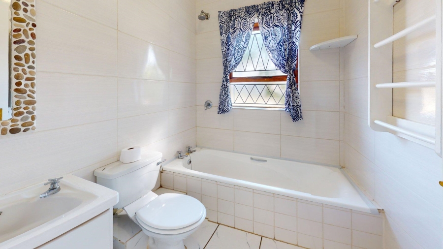 2 Bedroom Property for Sale in Kabega Park Eastern Cape